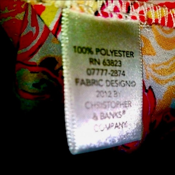 Christopher & Banks colorful pattern pleated sleeveless office blouse - Picture 7 of 7